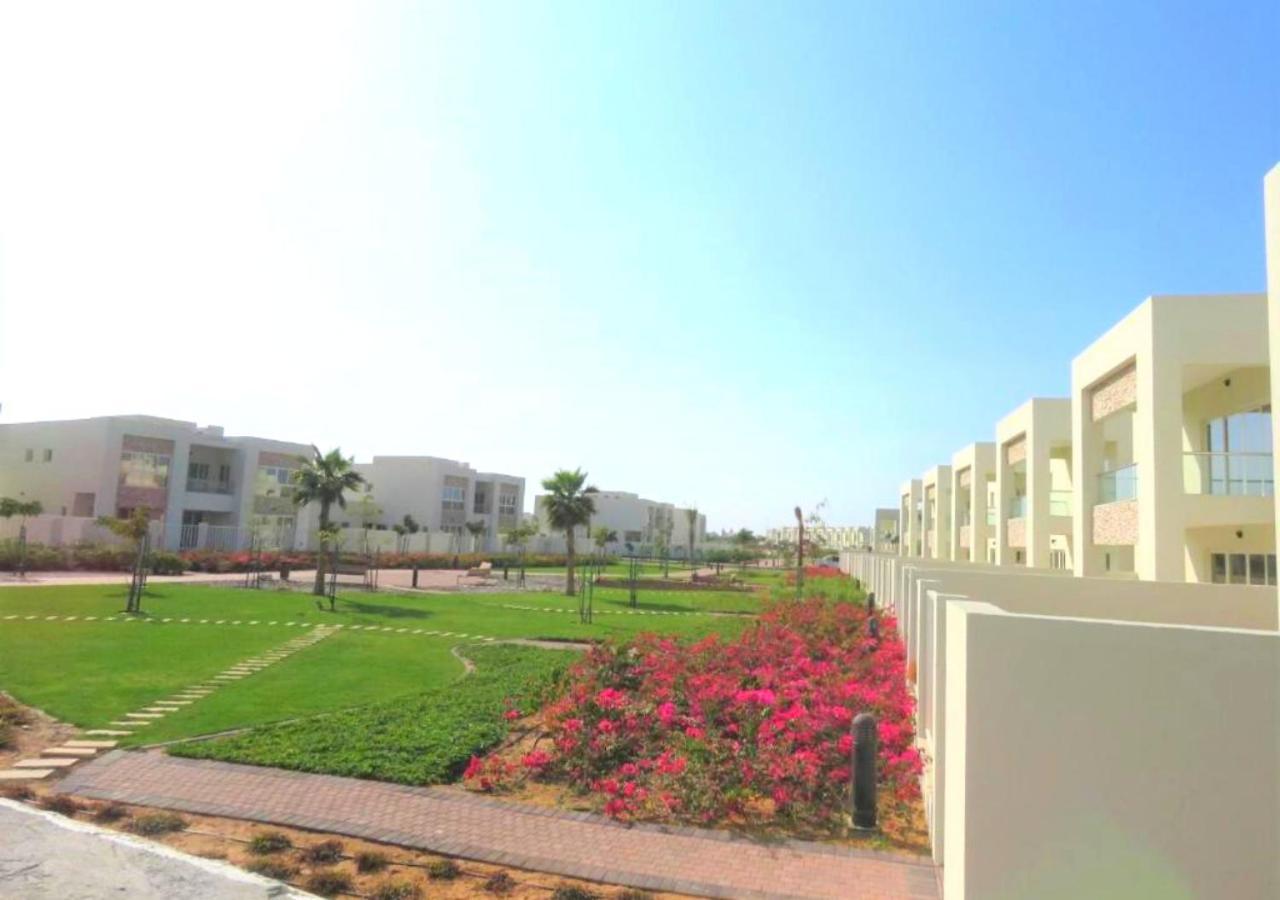Holiday Home 3 Bedroom Seaview Ras al-Khaimah Exterior foto