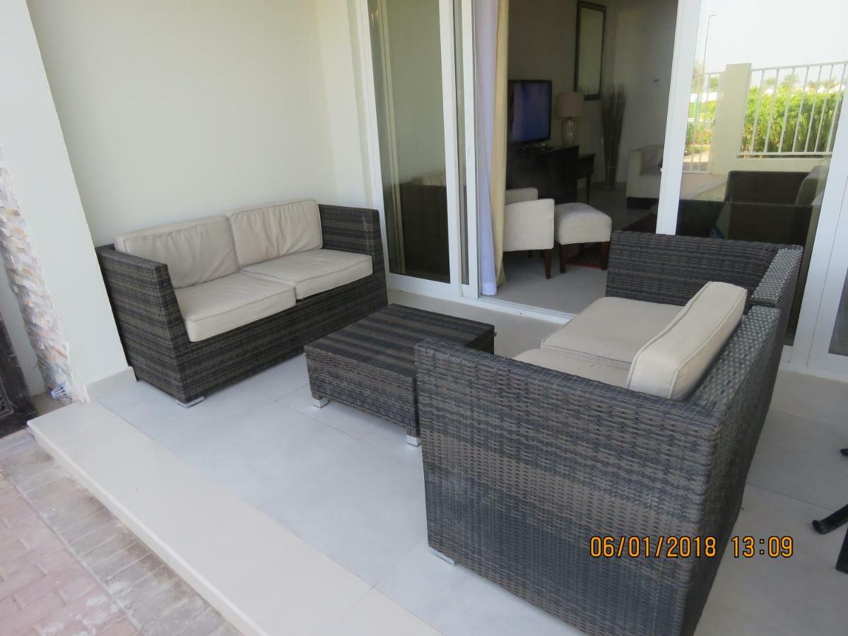 Holiday Home 3 Bedroom Seaview Ras al-Khaimah Exterior foto